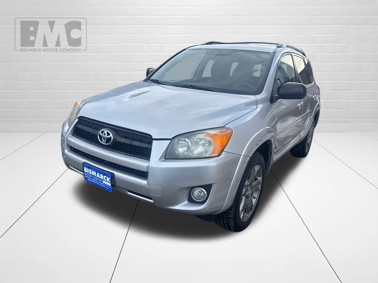 2010 Toyota RAV4 Sport's photo