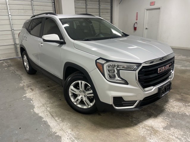 2022 GMC Terrain SLE's photo