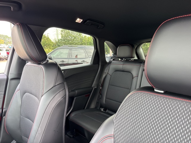 2026 Ford Escape ST-Line photo 26