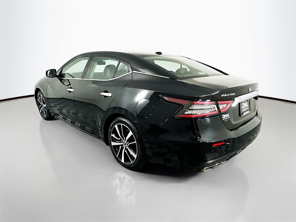 2023 Nissan Maxima SV photo 15