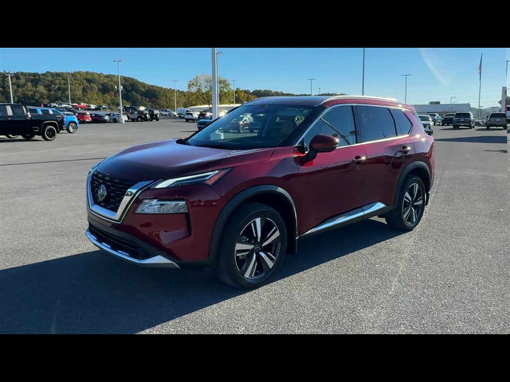 2023 Nissan Rogue Platinum photo 3