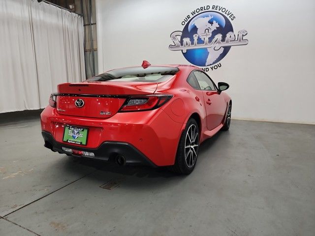 2022 Toyota GR86 Base photo 7