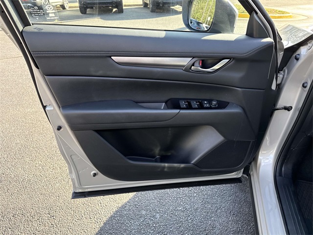 2025 Mazda CX-5 2.5 S Preferred photo 25