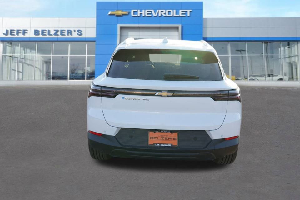 2026 Chevrolet Equinox EV 2LT photo 4