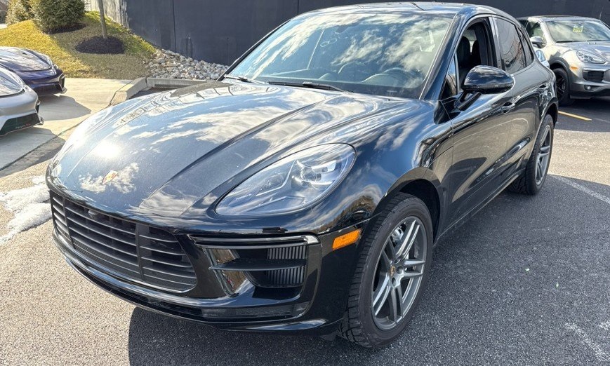2021 PORSCHE MACAN - Image 1