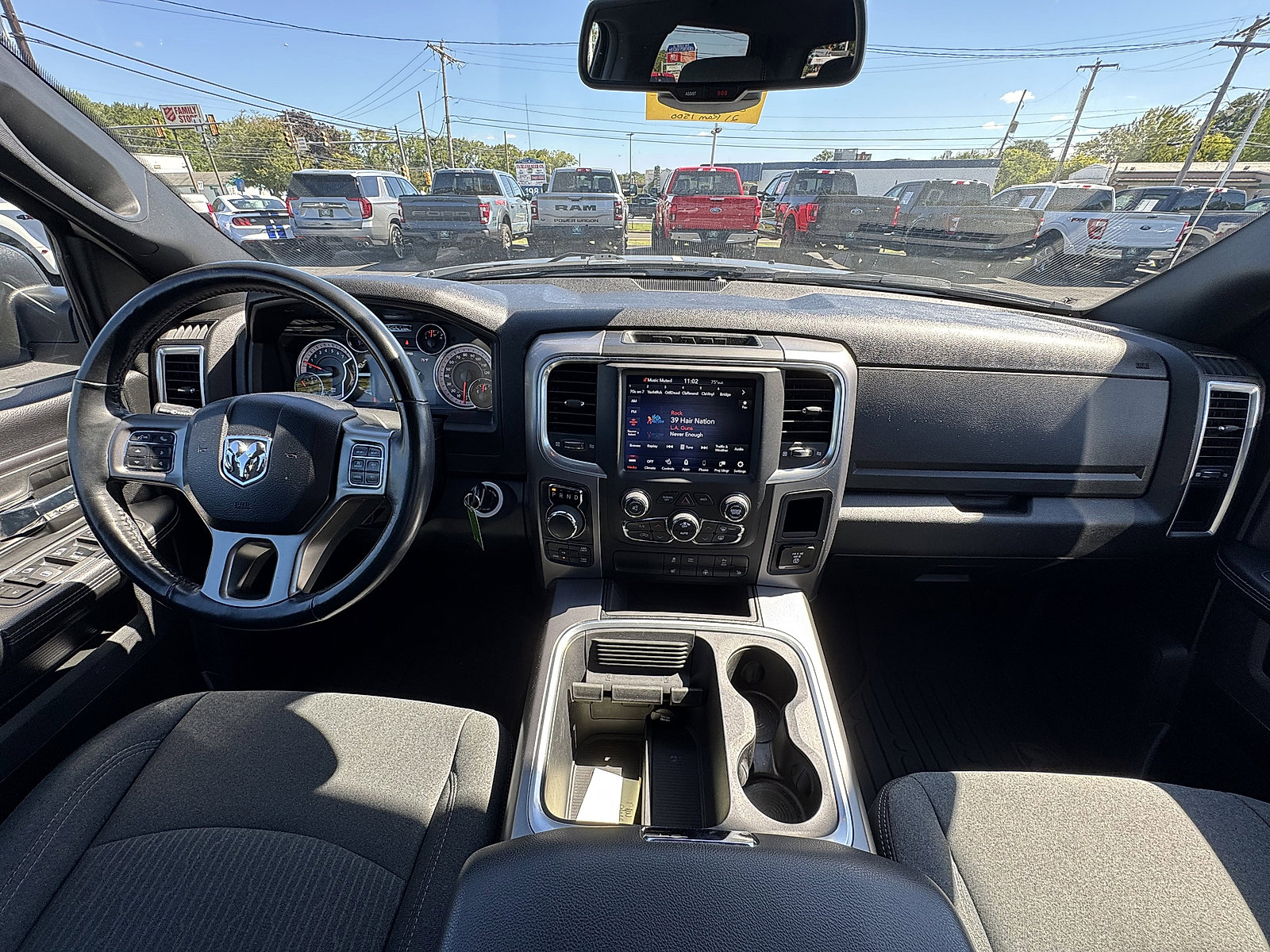 2021 Ram 1500 Classic Warlock photo 10