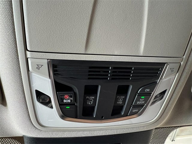 2026 Acura MDX Base photo 18