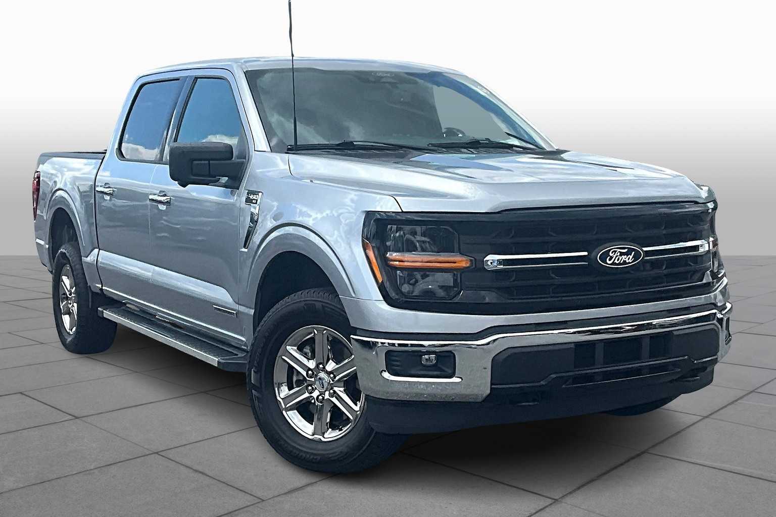 2024 Ford F-150 XLT photo 3