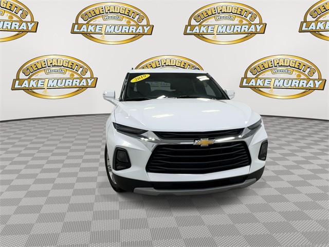 2019 Chevrolet Blazer Base photo 2