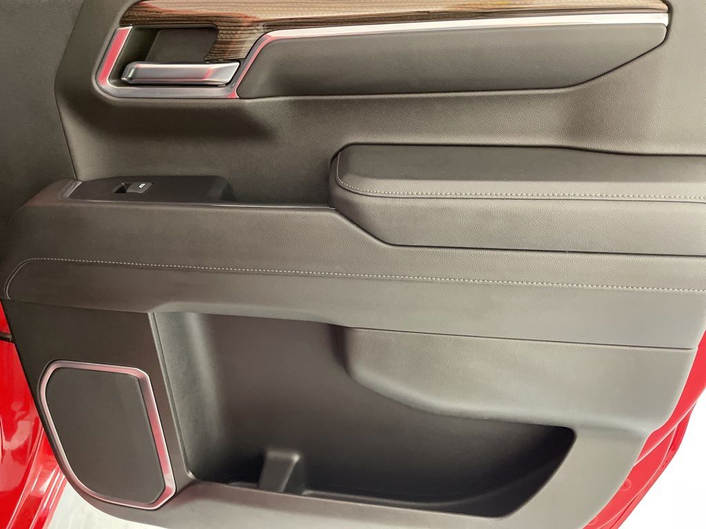 2022 Chevrolet Silverado 1500 RST photo 40