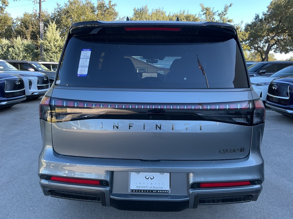 2026 Infiniti QX80 photo 4