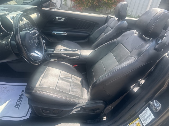 2020 Ford Mustang EcoBoost Premium photo 21