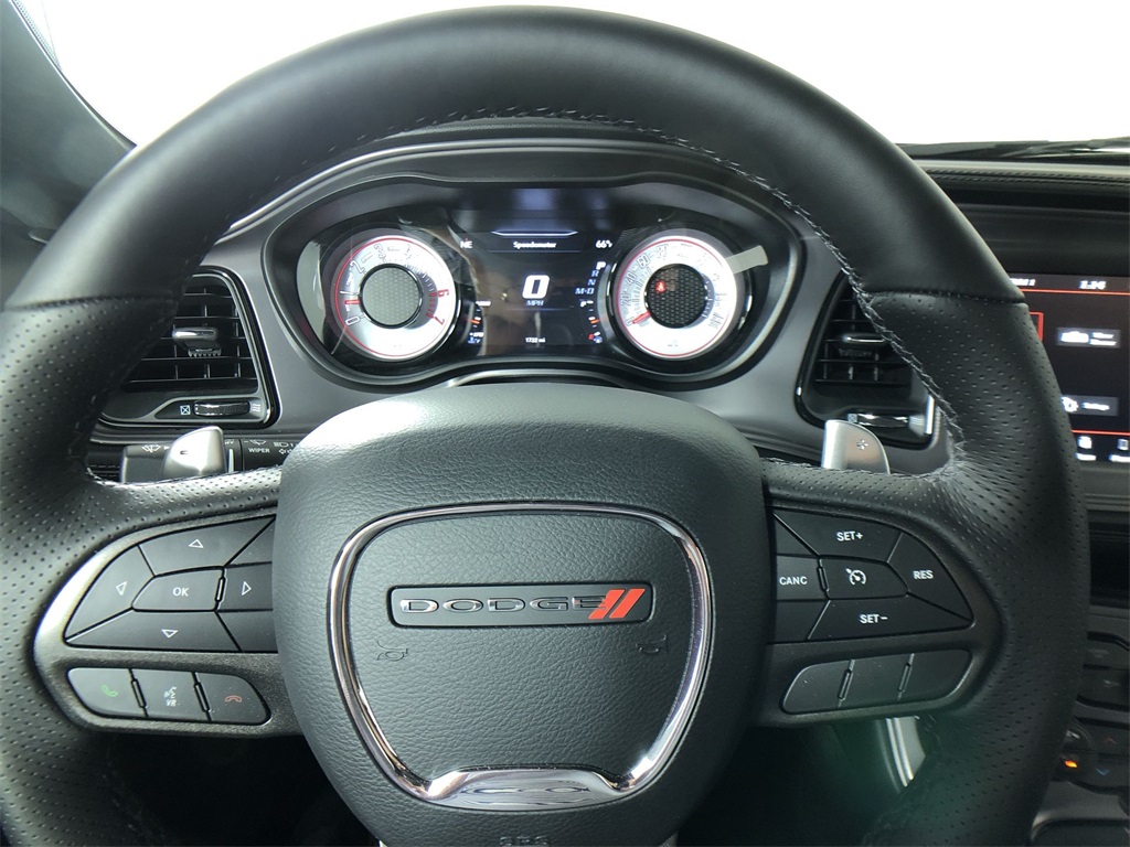 2023 Dodge Challenger R/T Scat Pack photo 18