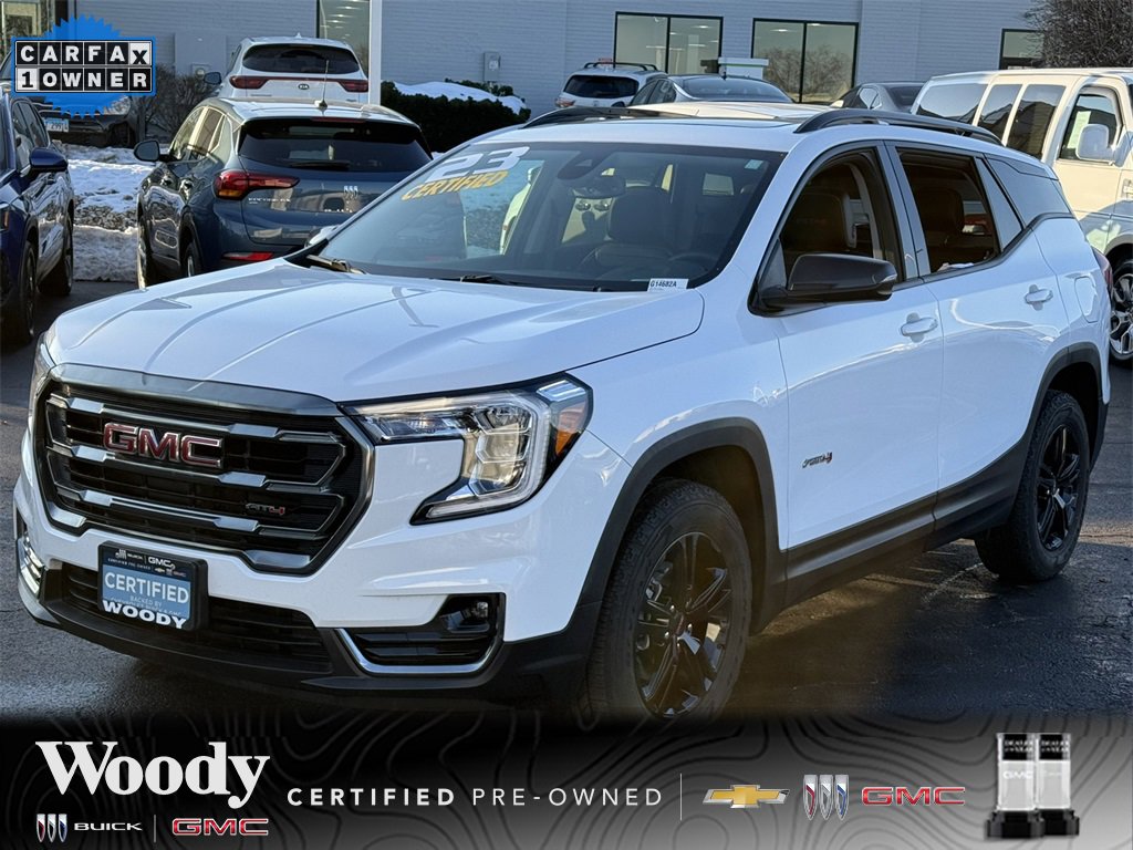 2023 GMC TERRAIN - Image 3