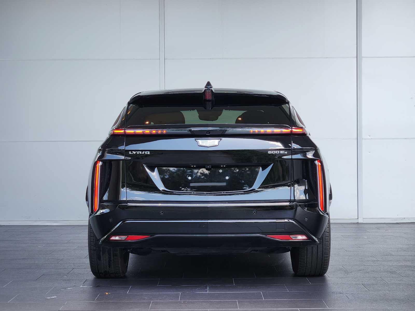 2024 Cadillac Lyriq Luxury photo 3