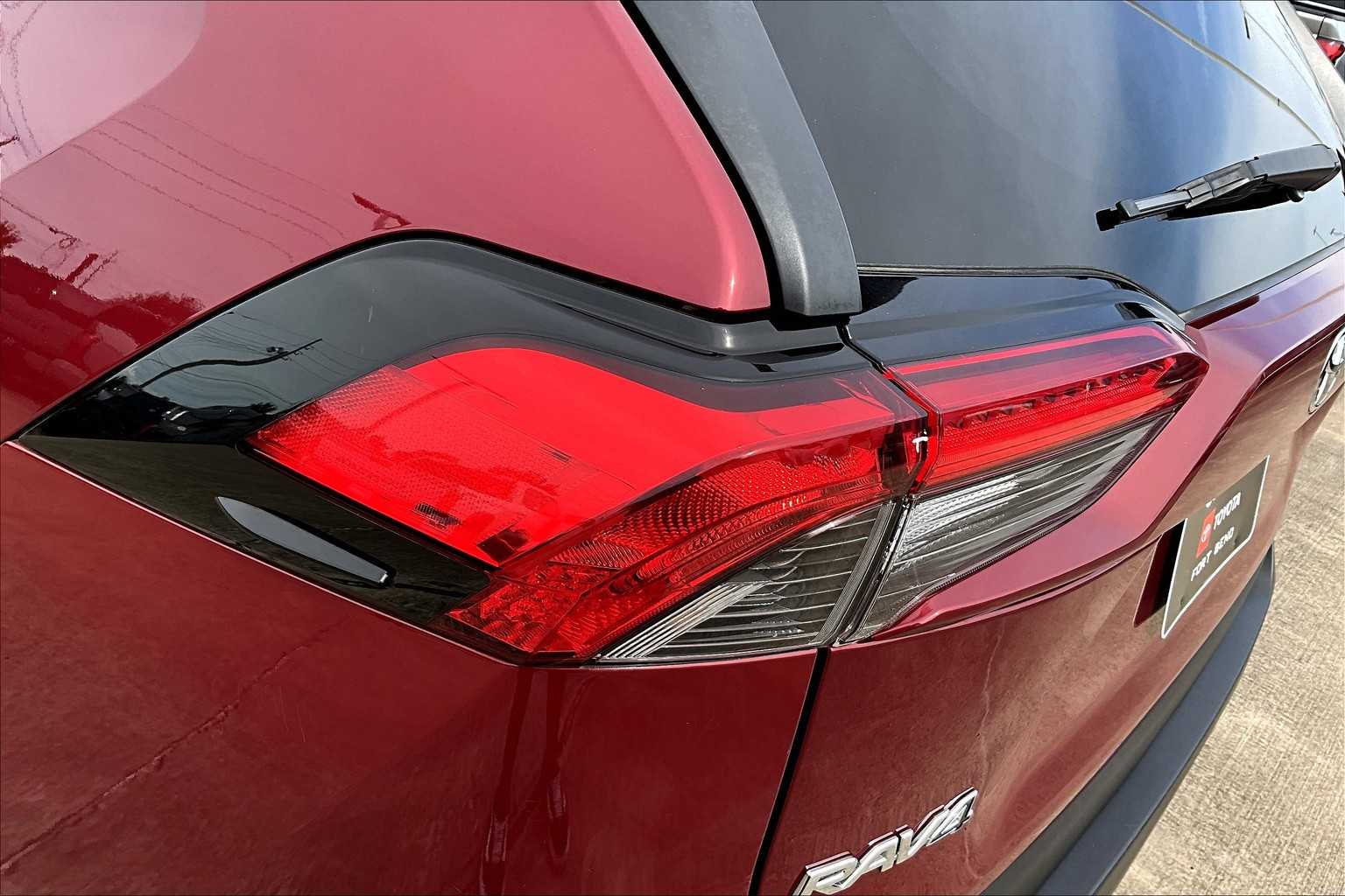 2023 Toyota RAV4 LE photo 27