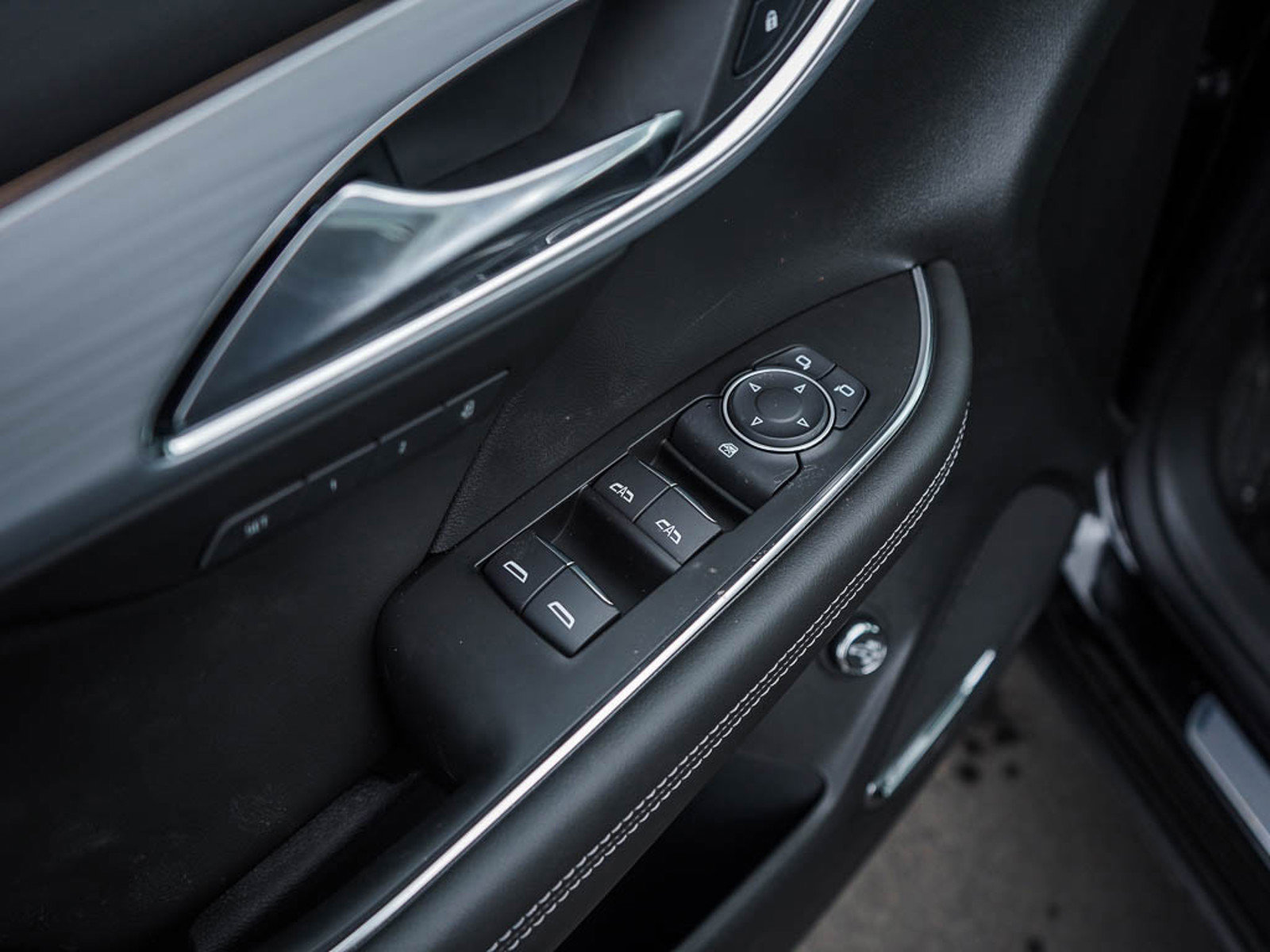 2025 Buick Envision Avenir photo 15