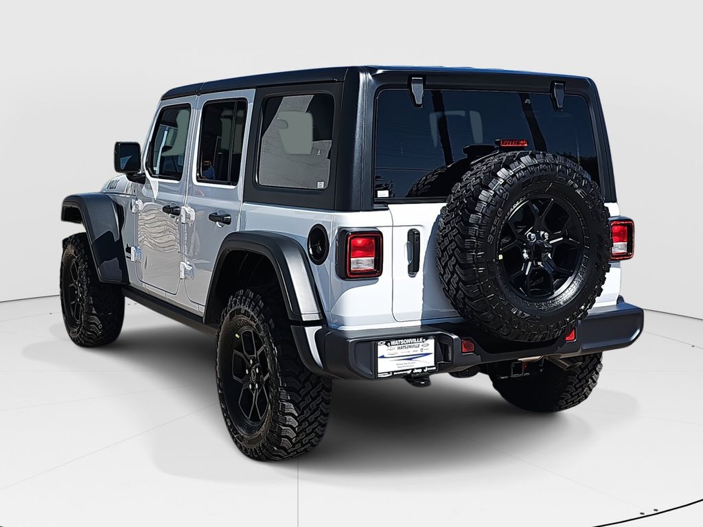 2025 Jeep Wrangler Willys photo 4