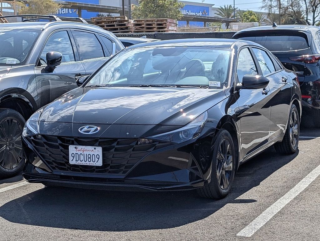 2023 Hyundai Elantra Hybrid Blue photo 4