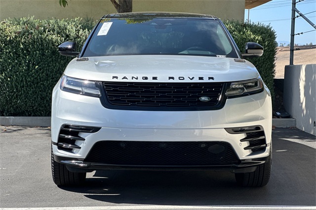 2025 Land Rover Range Rover Velar SE photo 7