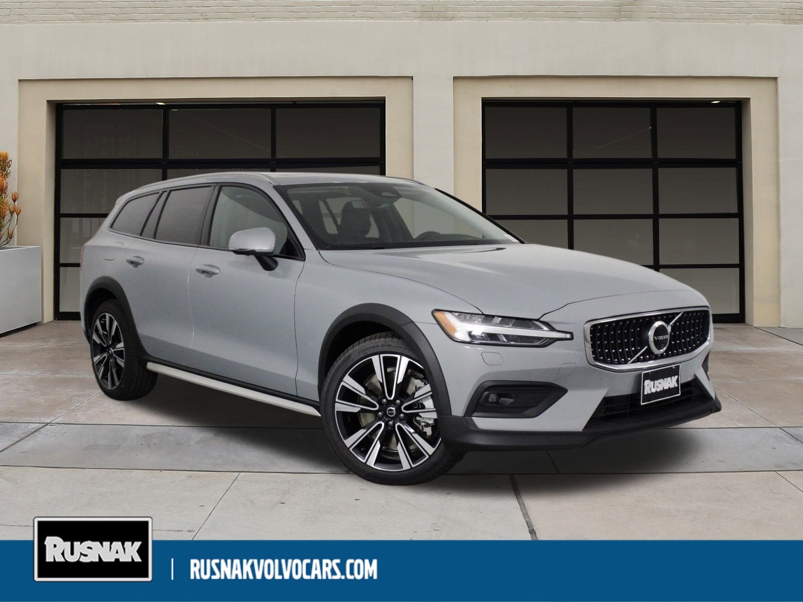 2026 Volvo V60 Cross Country