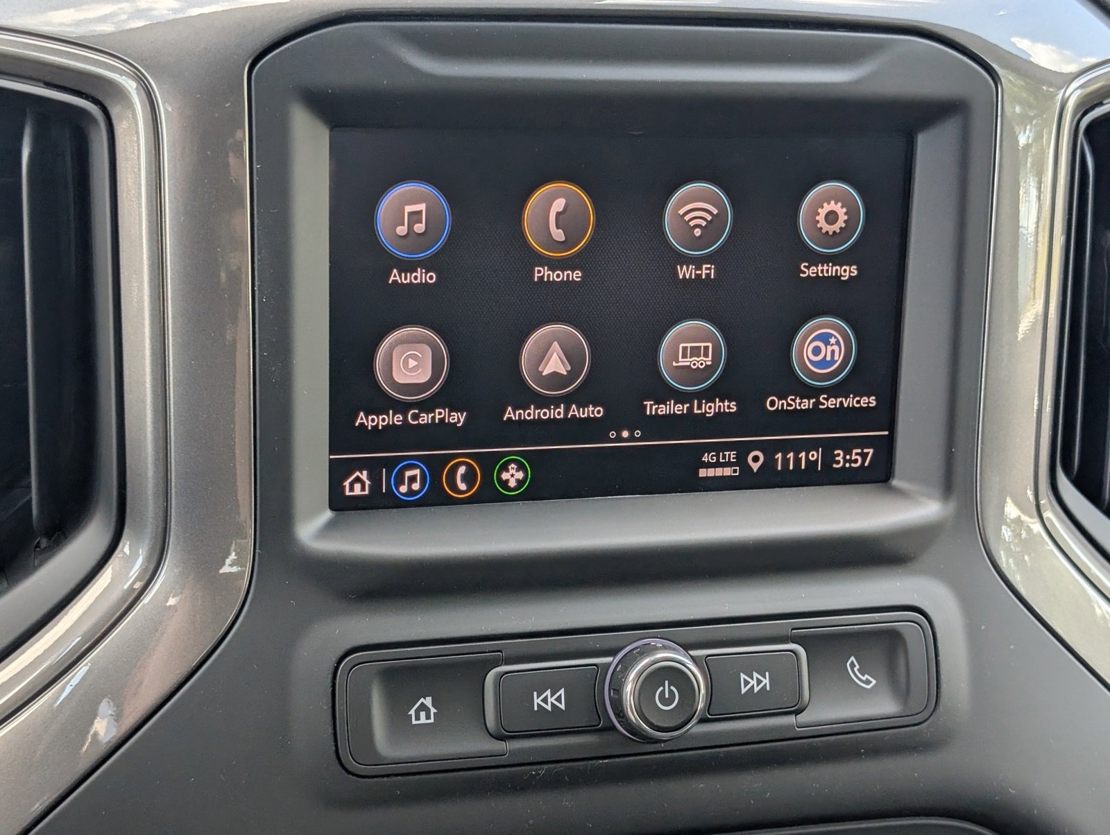 2025 Chevrolet Silverado 1500 Custom photo 8