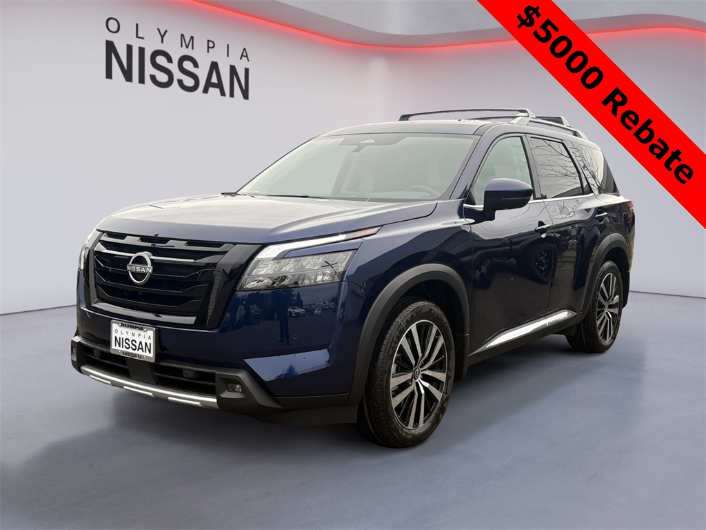 2025 Nissan Pathfinder Platinum's photo