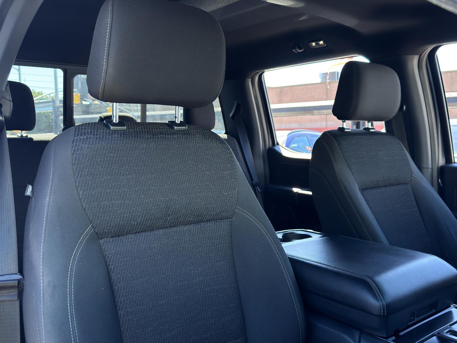 2022 Ford F-150 XLT photo 28