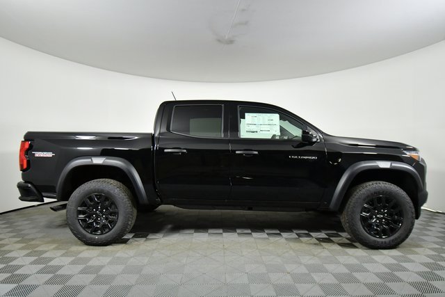 2026 Chevrolet Colorado Trail Boss photo 14