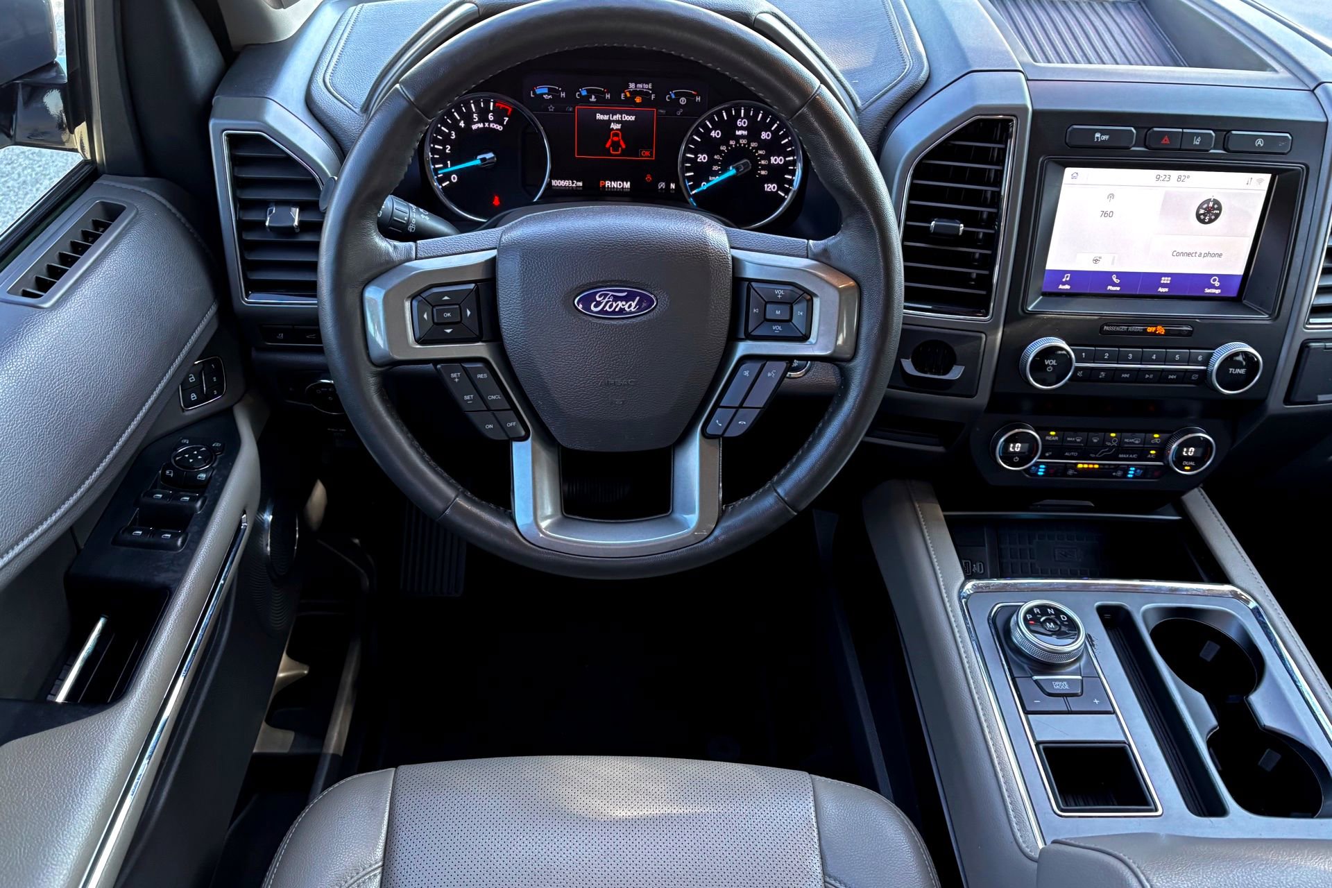 2021 Ford Expedition MAX XLT photo 19