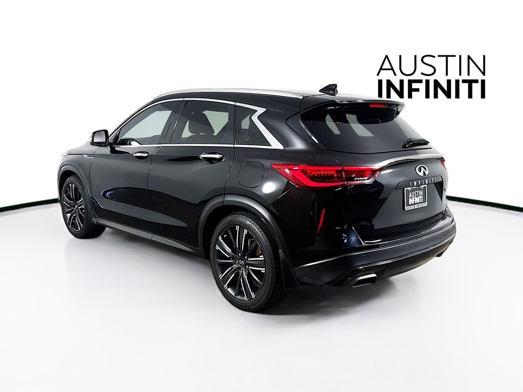 2021 Infiniti QX50 Luxe photo 3
