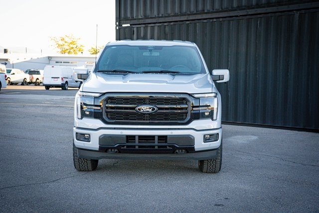 2025 Ford F-150 Lariat photo 3