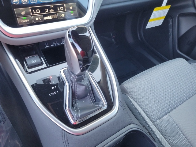 2025 Subaru Outback Premium photo 16
