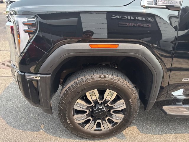 2025 Gmc Sierra 2500 HD Denali photo 3