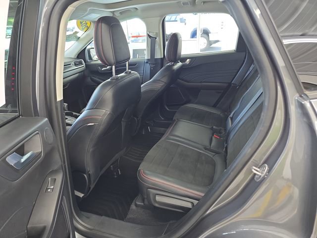 2021 Ford Escape SEL photo 9