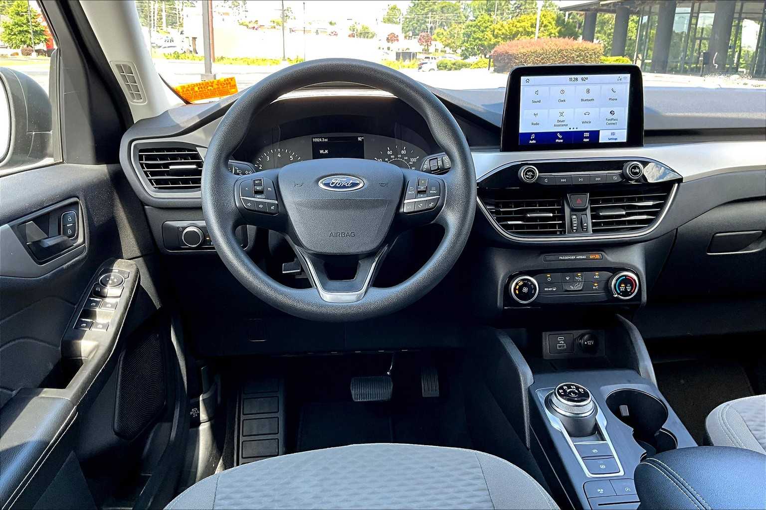 2022 Ford Escape SE photo 5