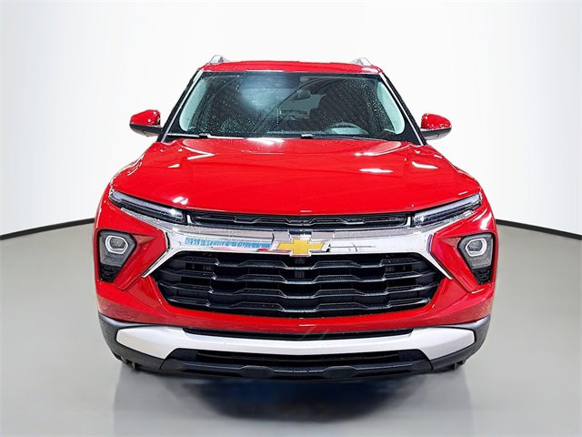 2026 Chevrolet Trailblazer LT photo 2