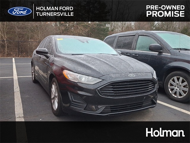 2019 Ford Fusion SE's photo