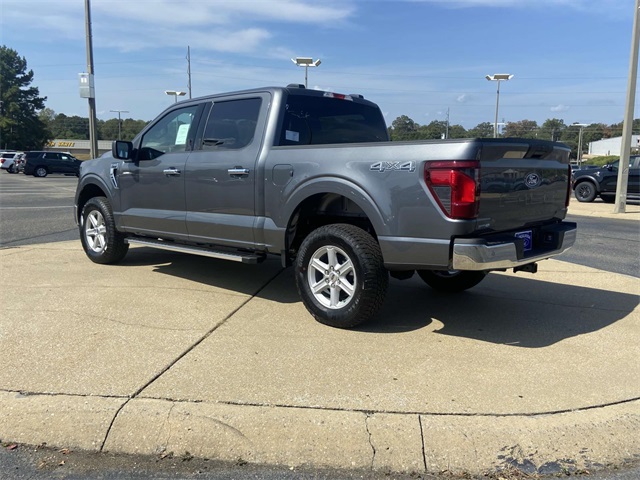 2025 Ford F-150 XLT photo 4