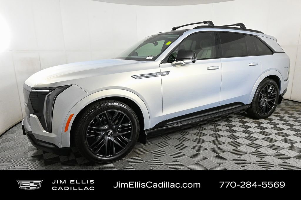 2025 Cadillac Escalade IQ Sport photo 2