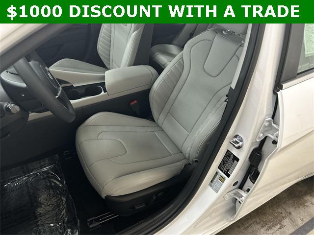 2025 Hyundai Elantra Limited photo 21
