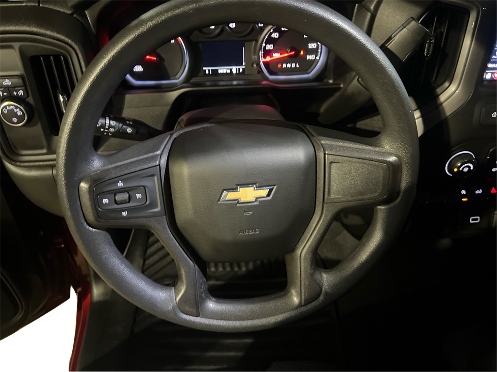 2020 Chevrolet Silverado 1500 Custom photo 16
