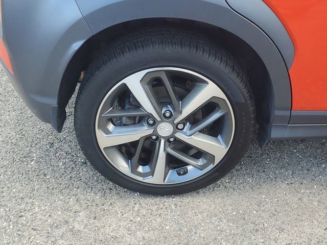 2020 Hyundai Kona Ultimate photo 2