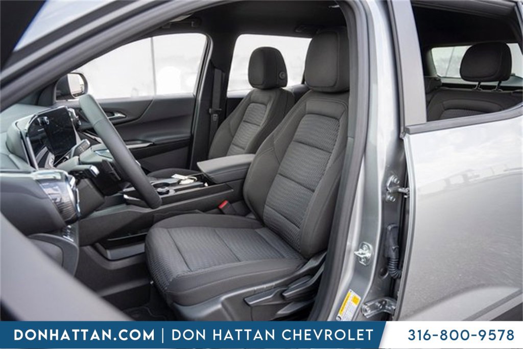2026 Chevrolet Equinox LT photo 3