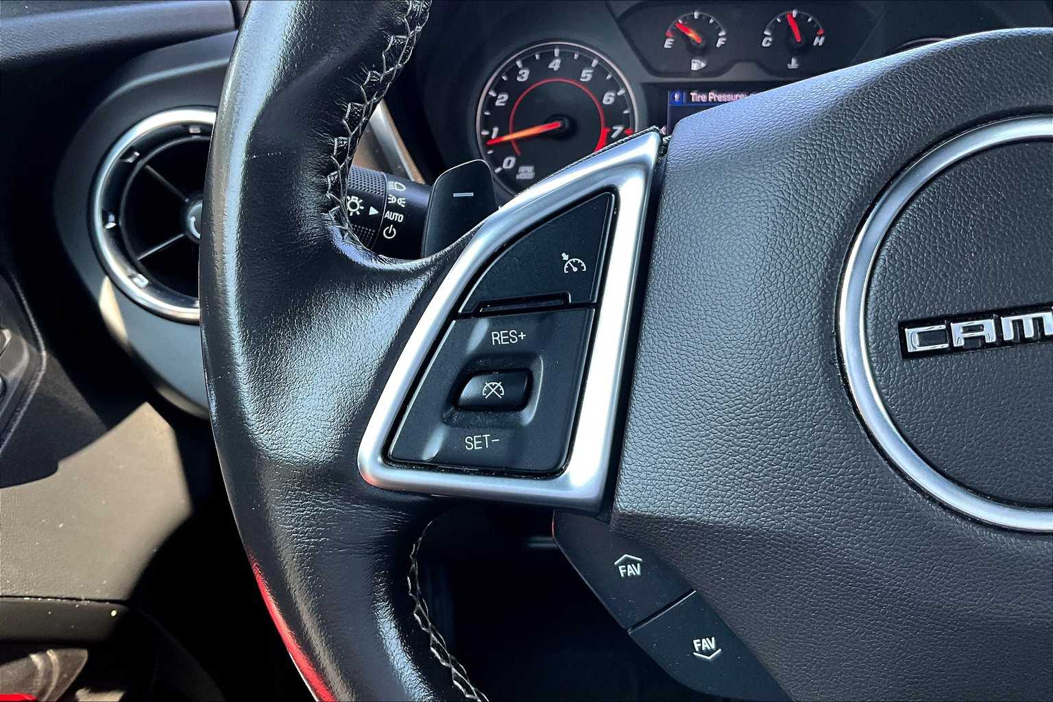 2021 Chevrolet Camaro 1LT photo 22
