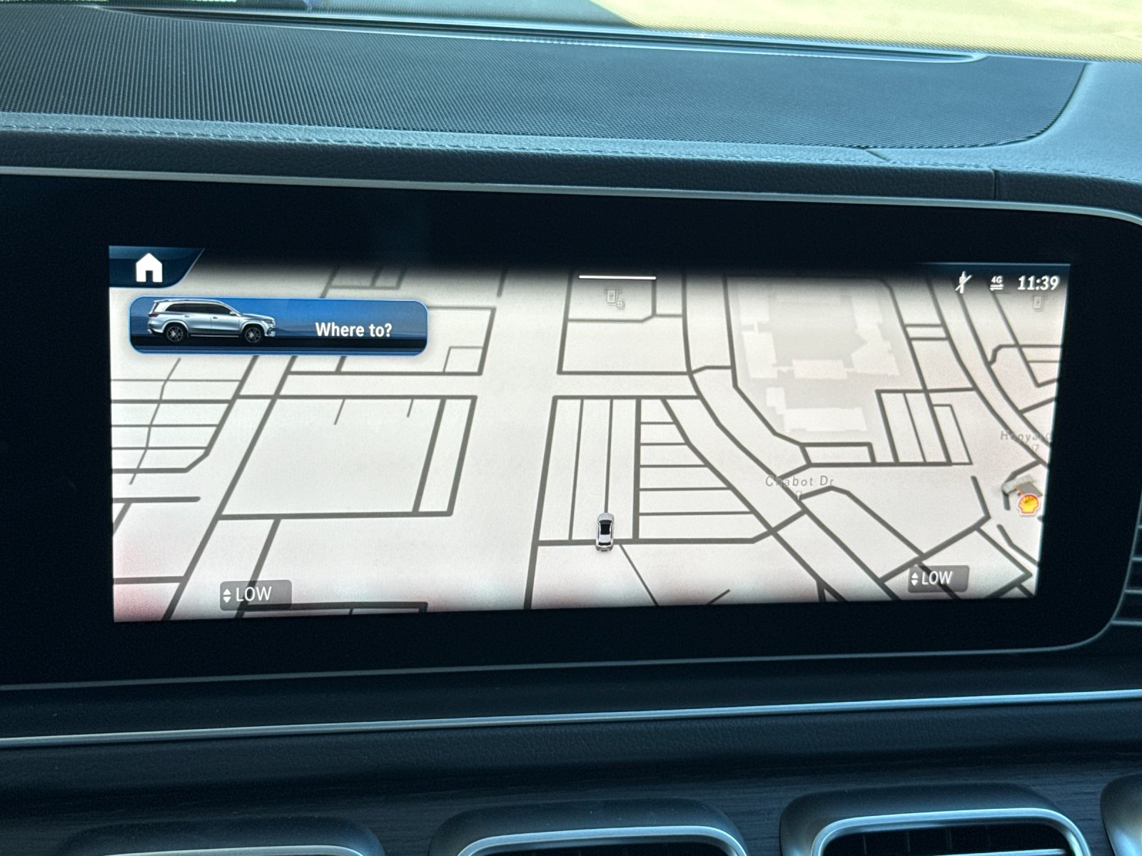 2026 Mercedes Benz GLS 450 4MATIC photo 18