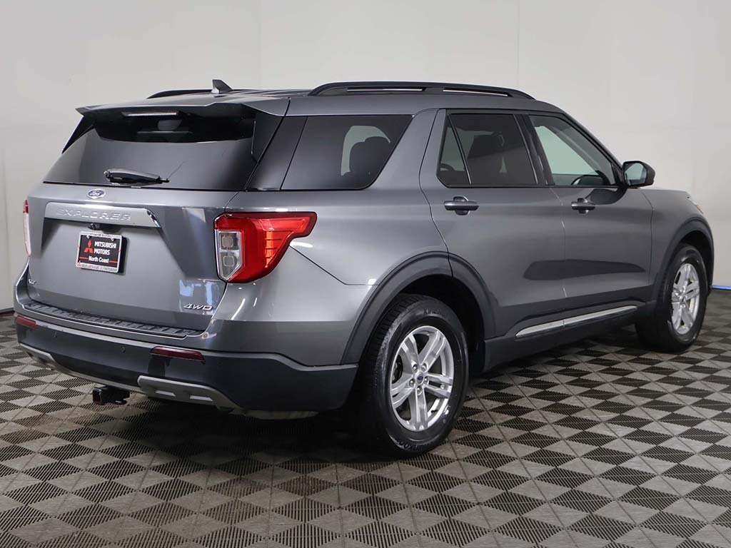 2021 Ford Explorer XLT photo 9