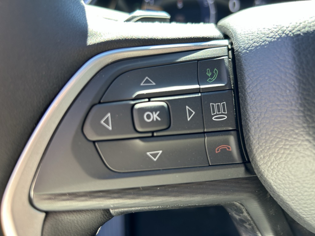 2025 Jeep Grand Cherokee Laredo X photo 14
