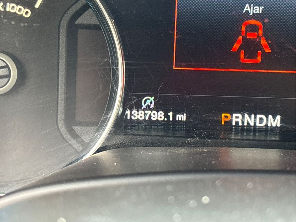 2018 Ford F-150 Lariat photo 23