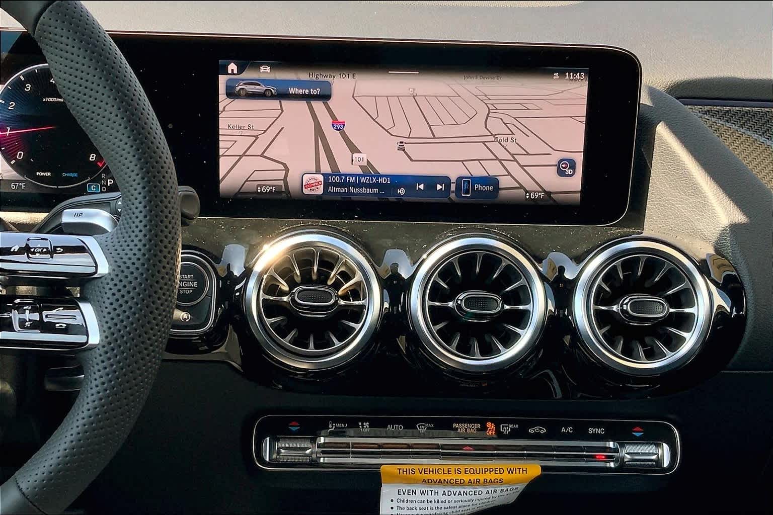 2025 Mercedes Benz GLA AMG 35 4MATIC photo 8